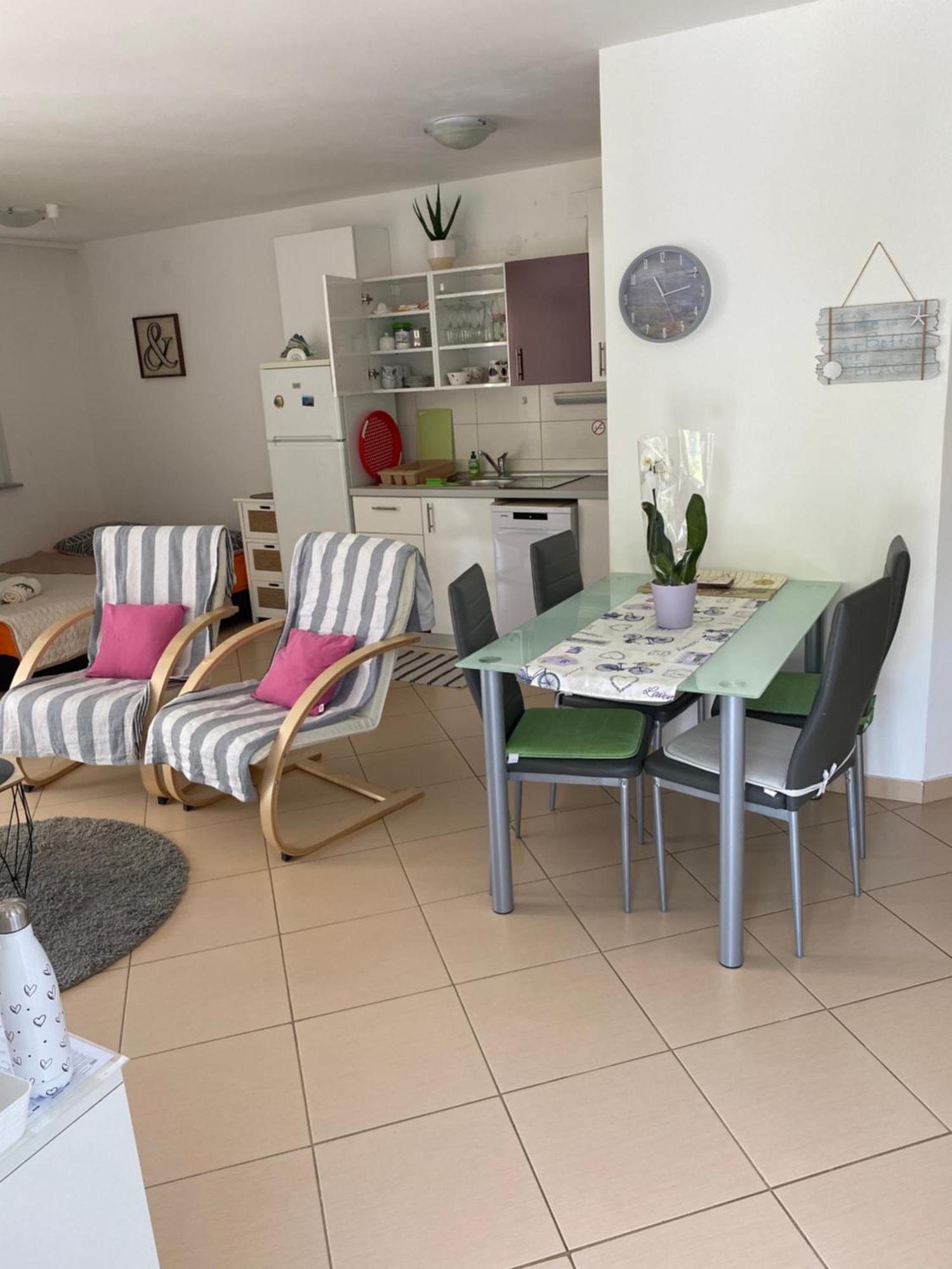 Apartman Igor Чижичи Экстерьер фото